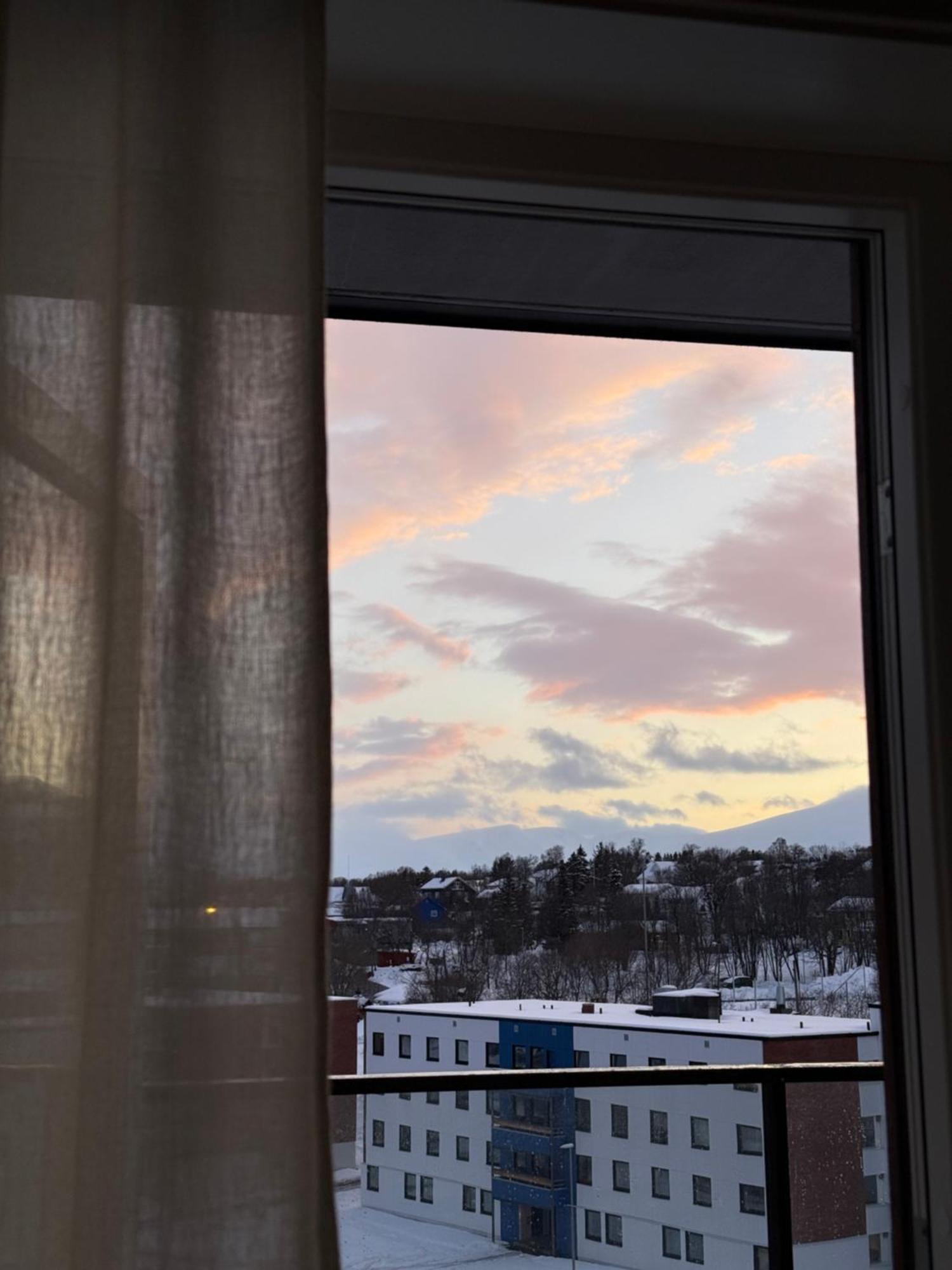Modern Apartment Nearby City Centrum Tromso Exterior photo